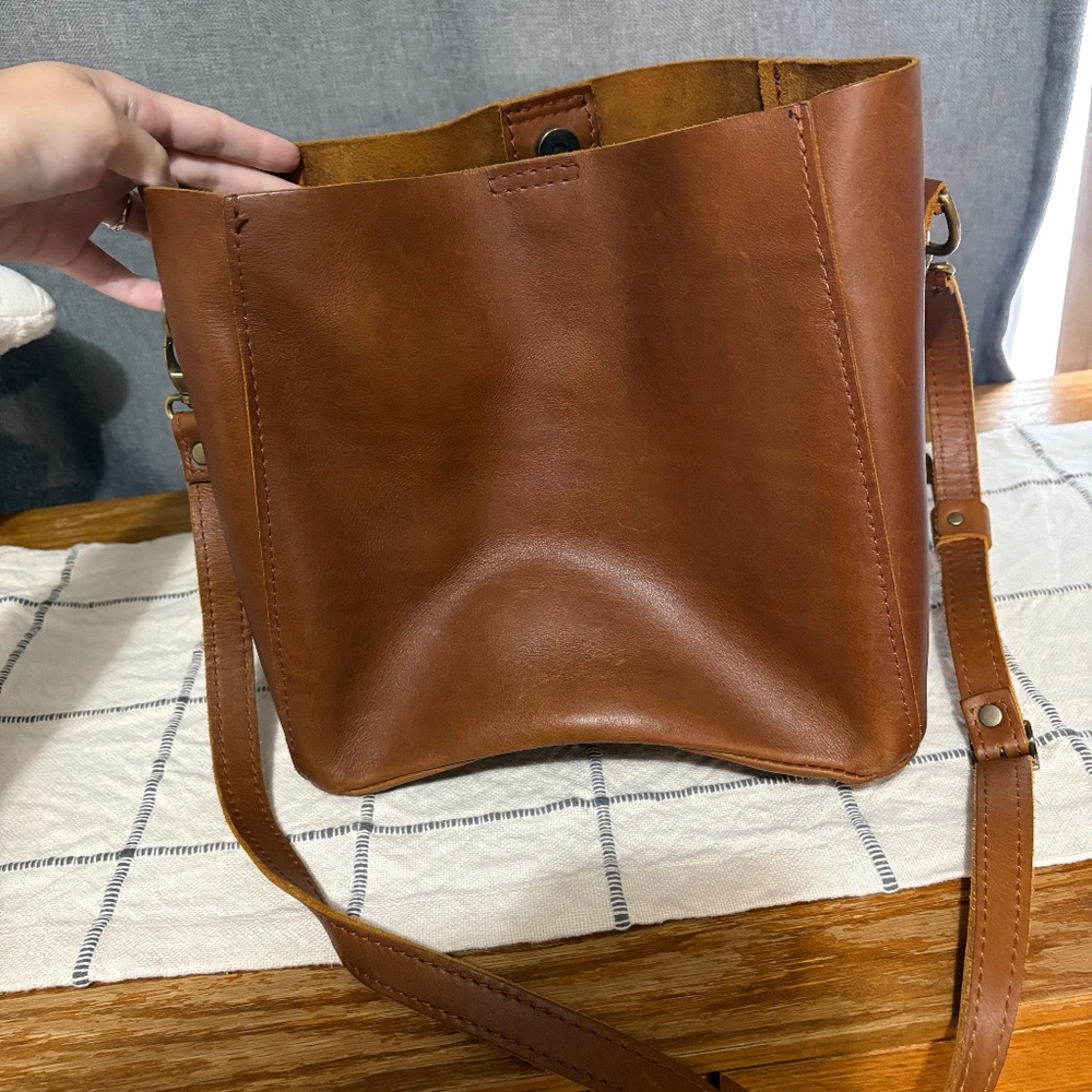 Portland leather purse